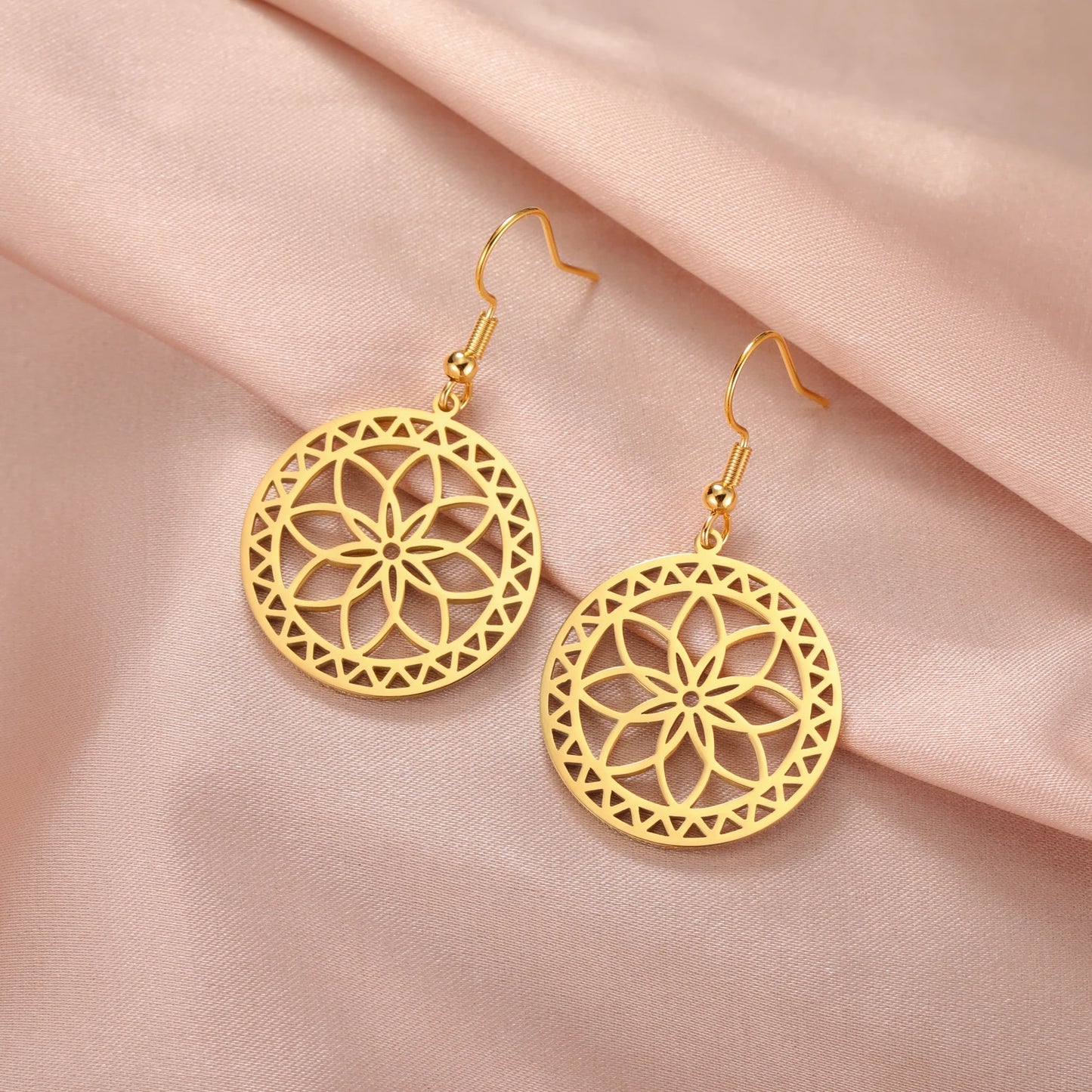 Boucles d'oreilles acier inoxydable
doré fleur de vie géométrie sacrée anti-stress zen