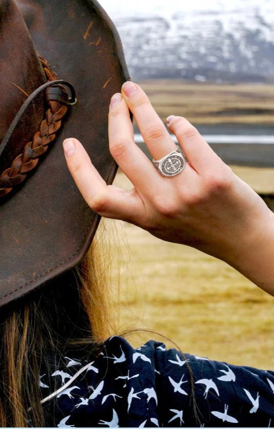 Bague homme | Croix de Saint - Benoît - Aurenergie FitYoga
