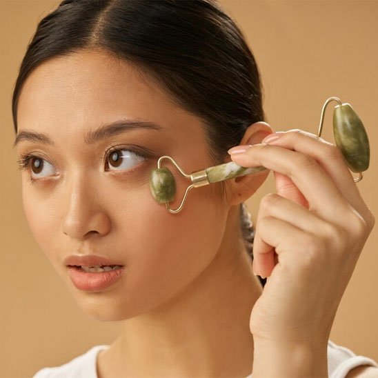 Gua sha visage contour des yeux et du visage jade