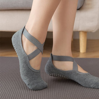 Chaussette Yoga femme sangle croisée dessus grise