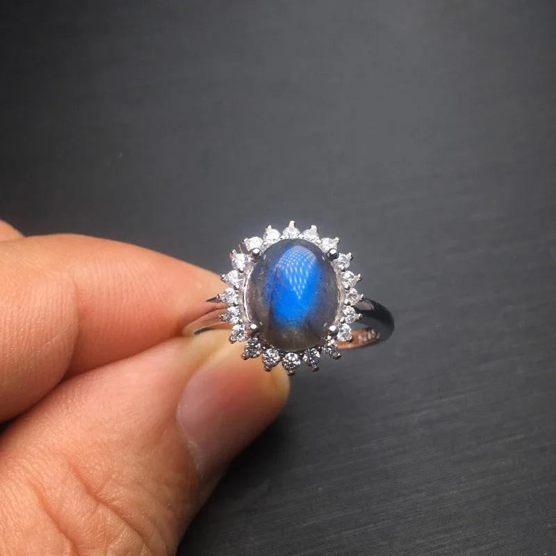 Bague labradorite en forme de soleil entouré de zircons argent femme
