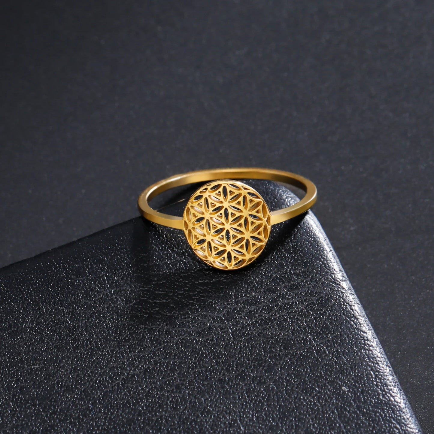 Bague spirituelle fleur de vie dorée acier inoxydable