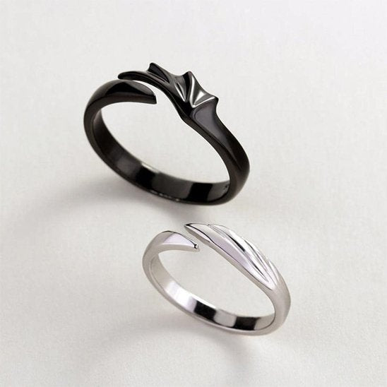 Bague couple acier inoxydable argenté noir aile de dragon ajustable