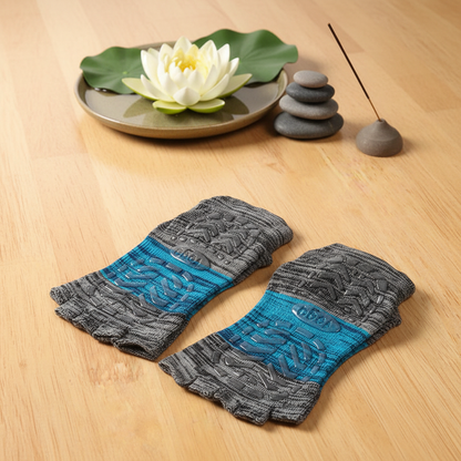 Chaussette yoga mi-orteil gris et bleu – semelle antidérapante fond zen