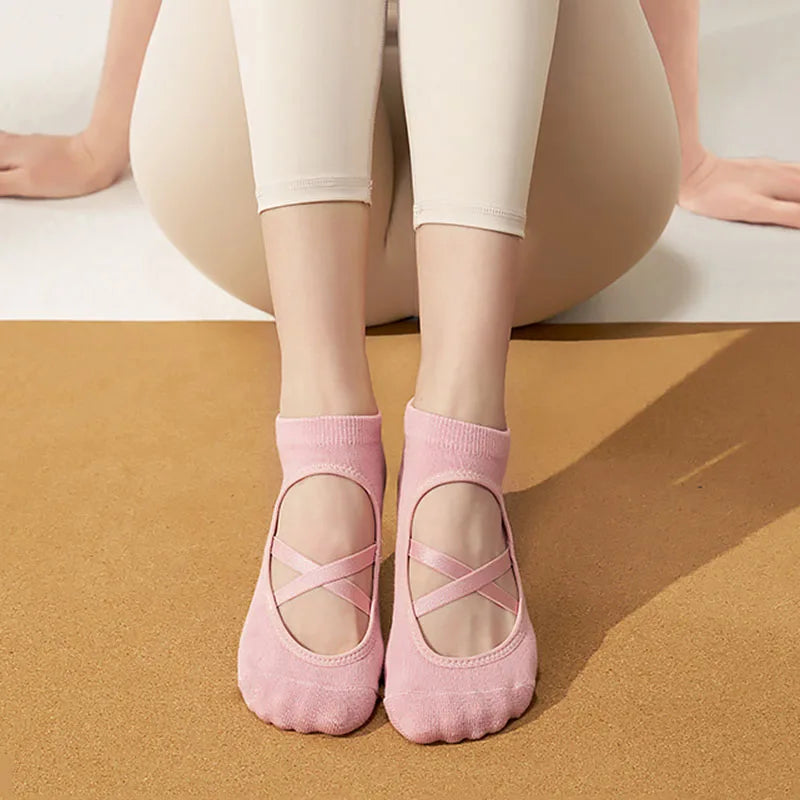 	Chaussettes yoga roses antidérapantes port vue de dessus