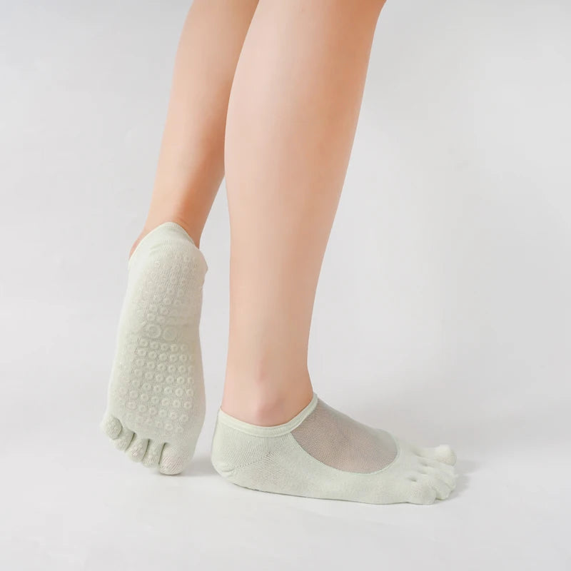 Chaussettes de yoga femme blanches orteils séparés détail coton respirant antidérapant