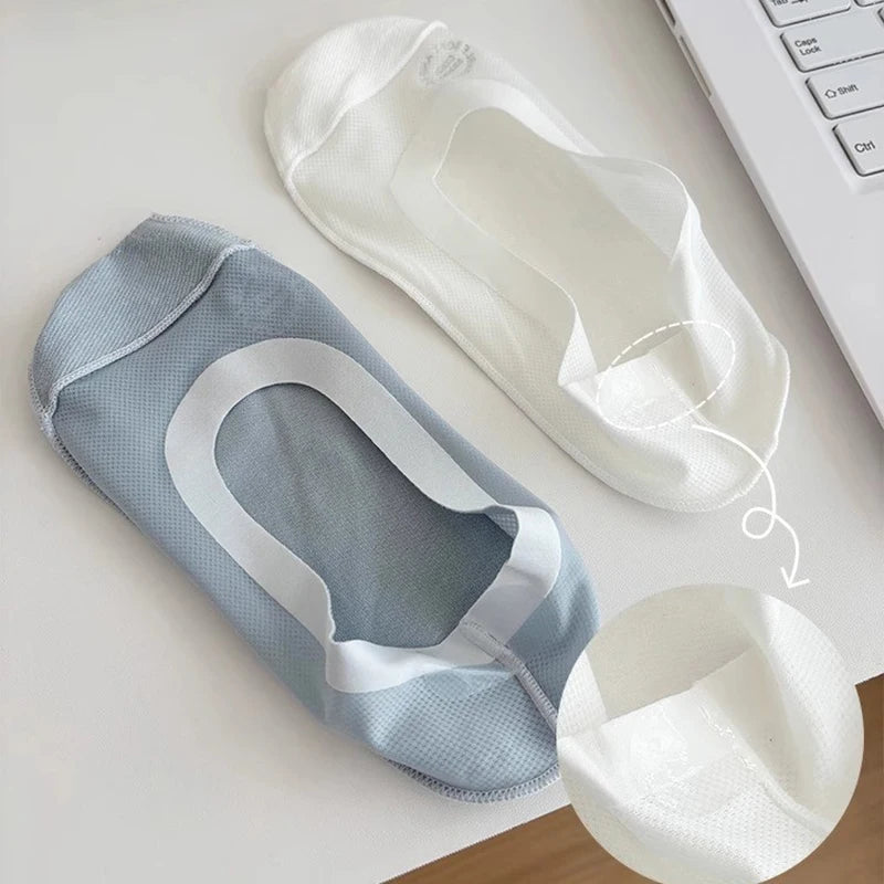 Semelle antidérapante en silicone d’une chaussette invisible pour femme