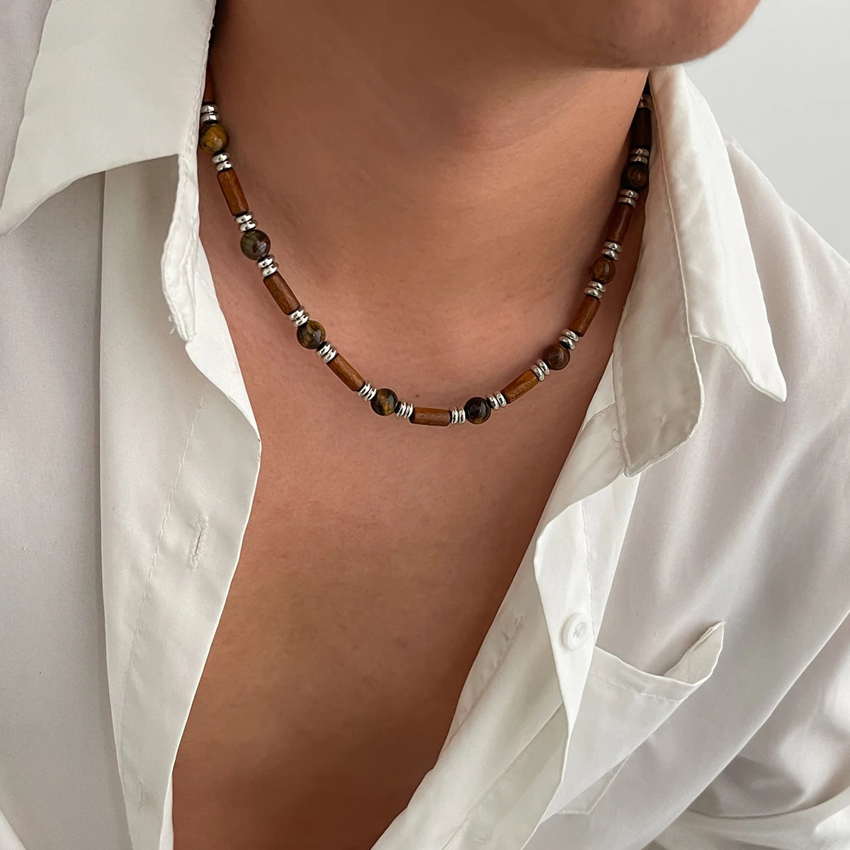 Collier oeil de tigre homme porté protection énergie positive pierre naturelle