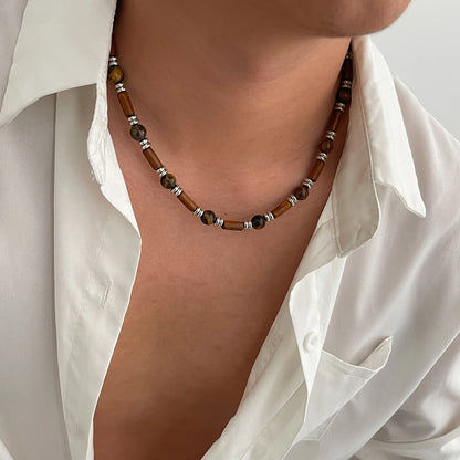 Collier oeil de tigre homme porté protection énergie positive pierre naturelle