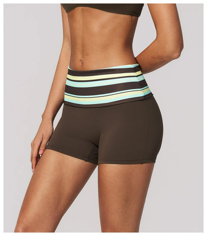 Short yoga femme design taille haute rayures tendance