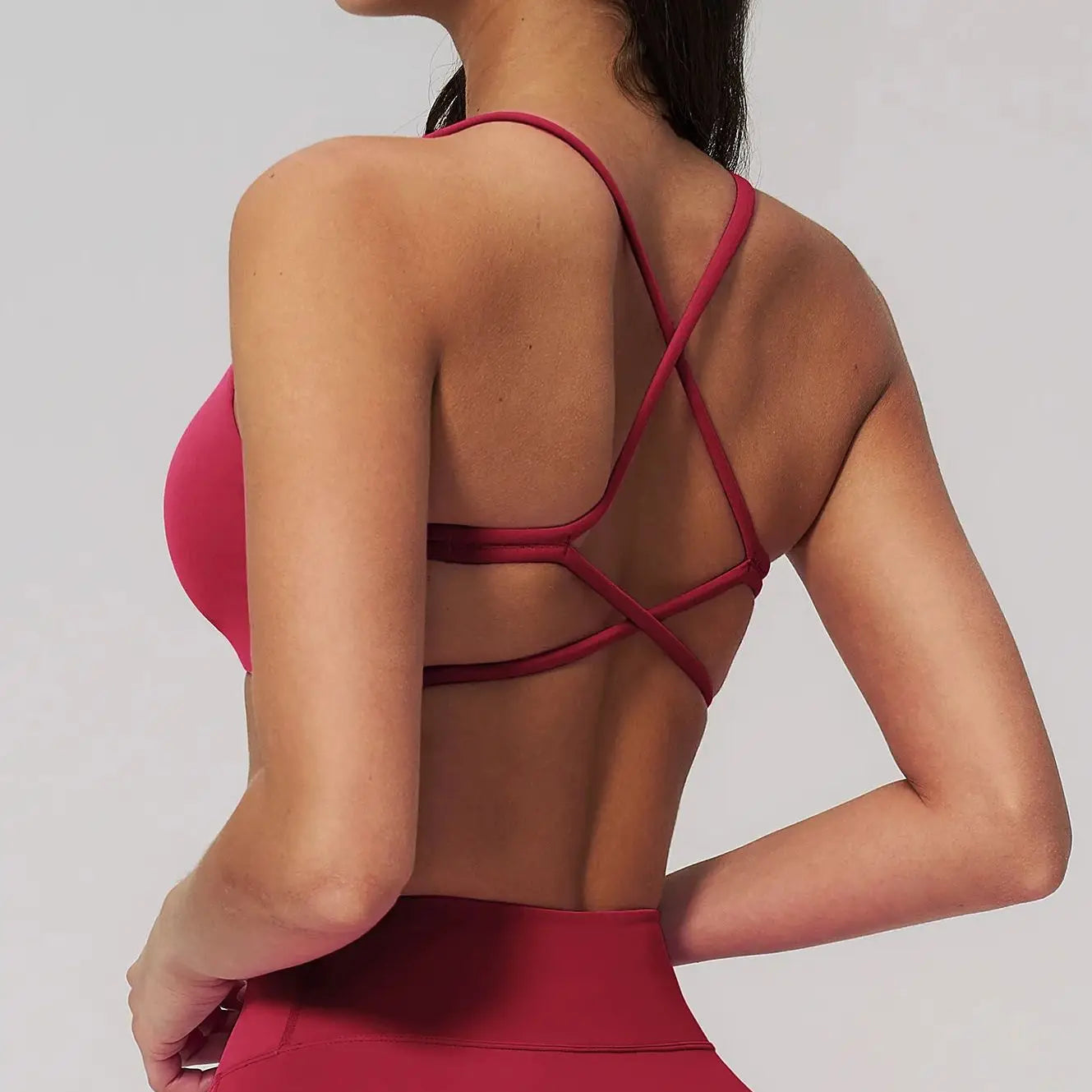 Soutien gorge à bretelles croisées yoga couleur cerise