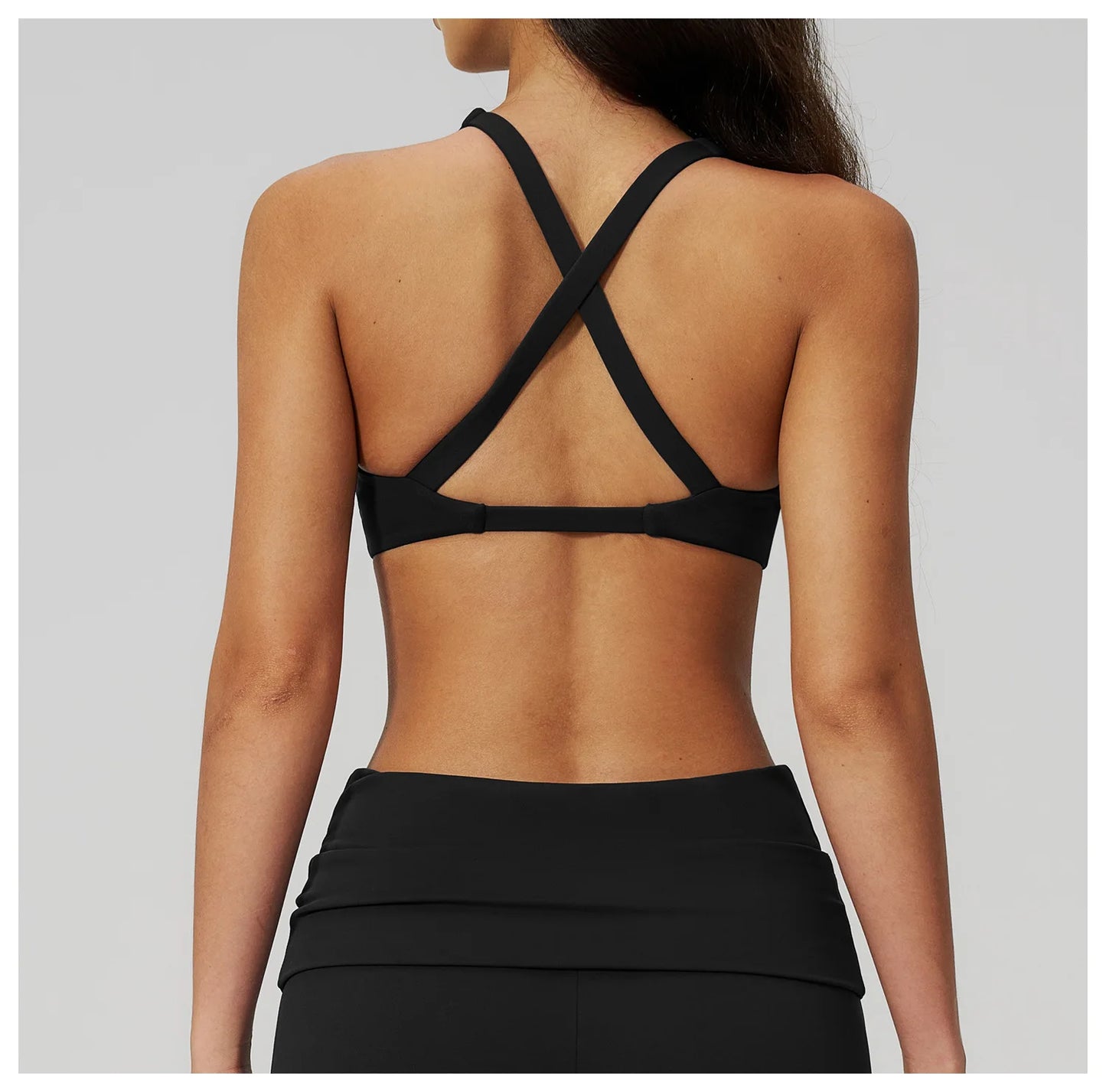 Soutien gorge bretelles croisées noir