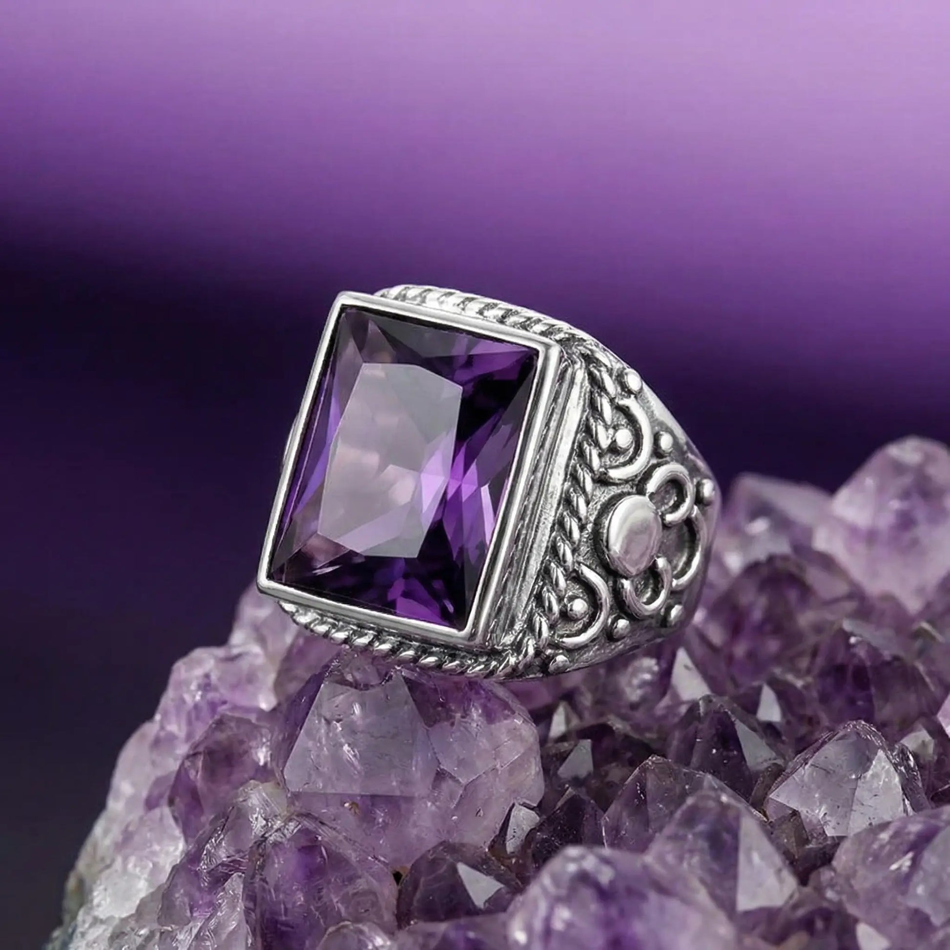 Bague améthyste homme pierre naturelle - Bijou artisanal argent 925 finition antique cadeau élégant
