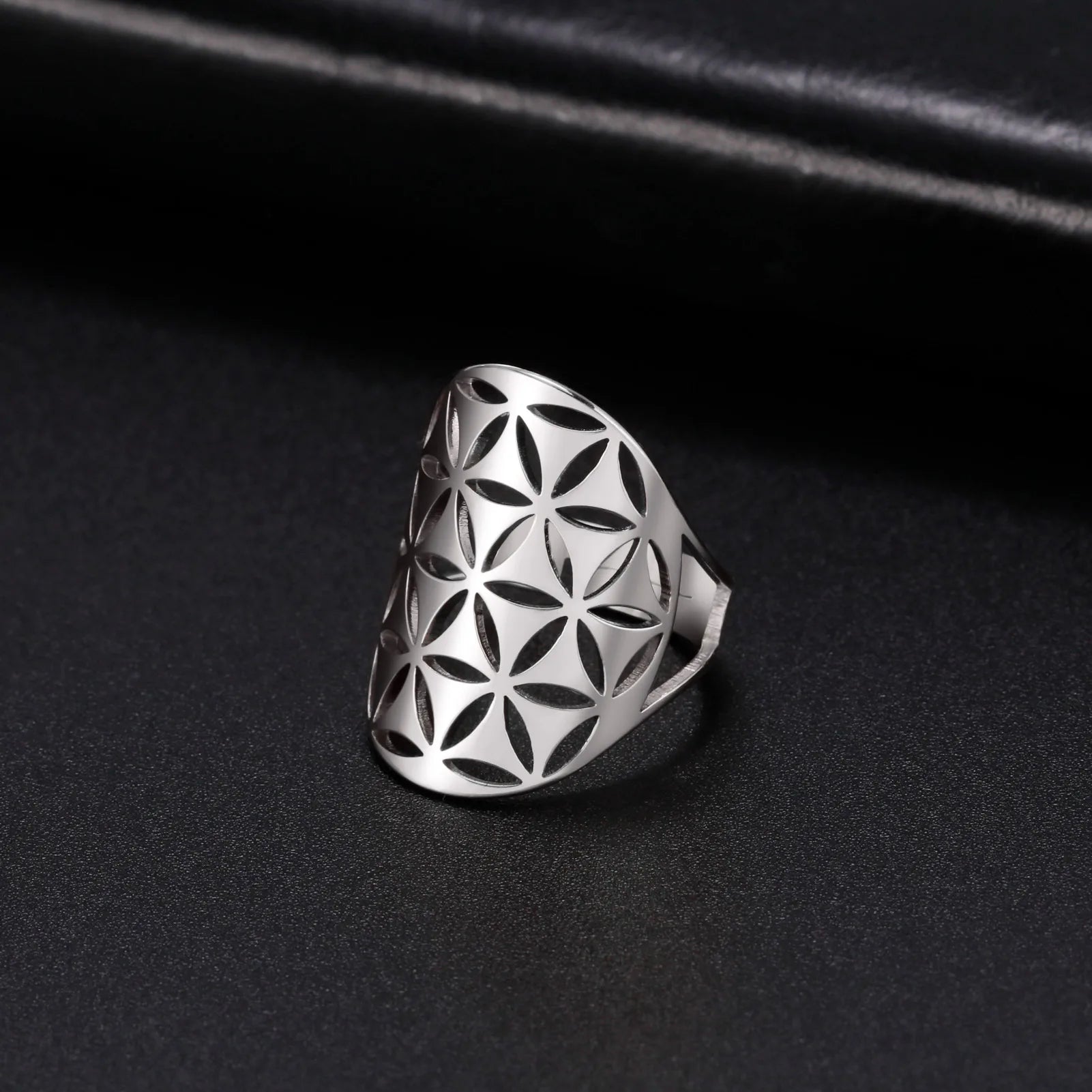Bague fleur de vie symbole de géométrie sacrée acier inoxydable argenté