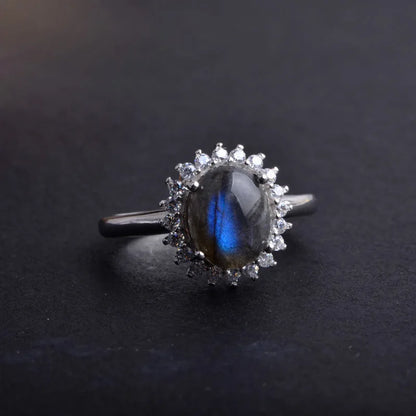 Bague labradorite en forme de soleil entouré de zircons argent femme