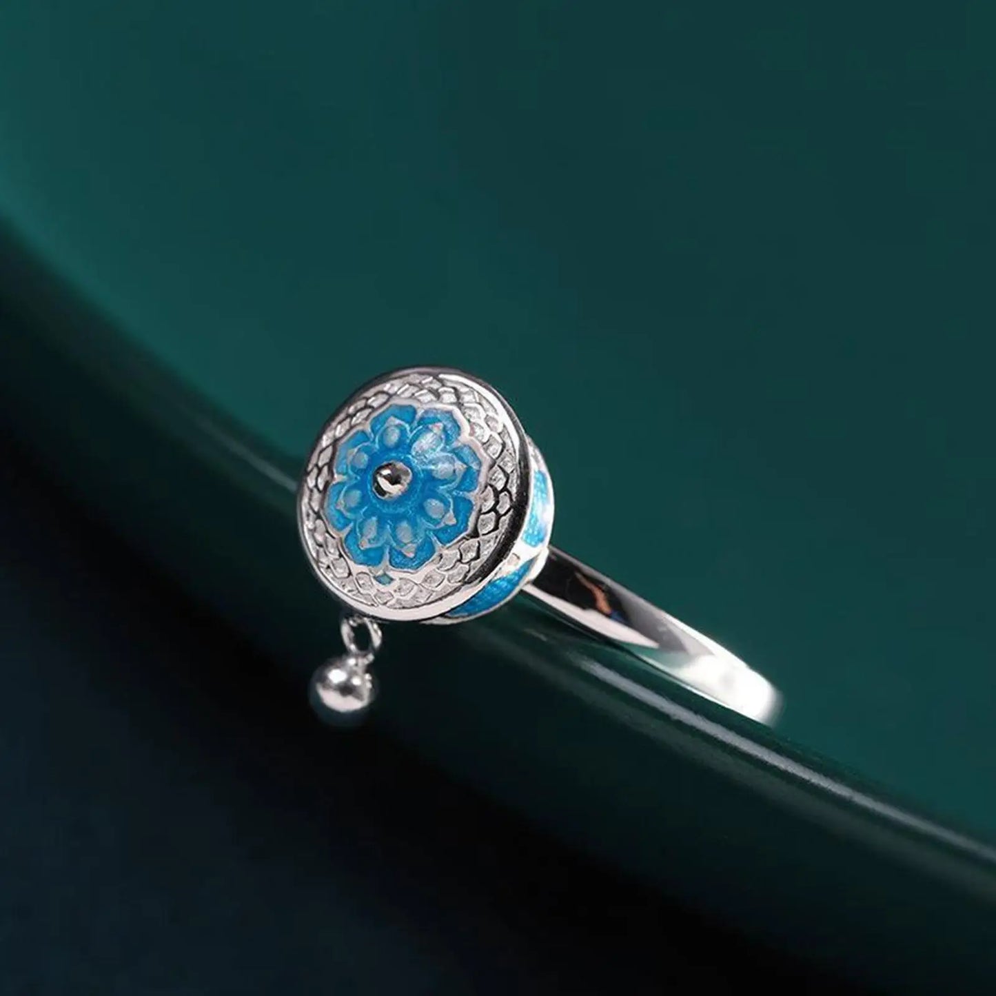 bague rotative anti stress roue à souhaits mantra  porte-bonheur fortune chance