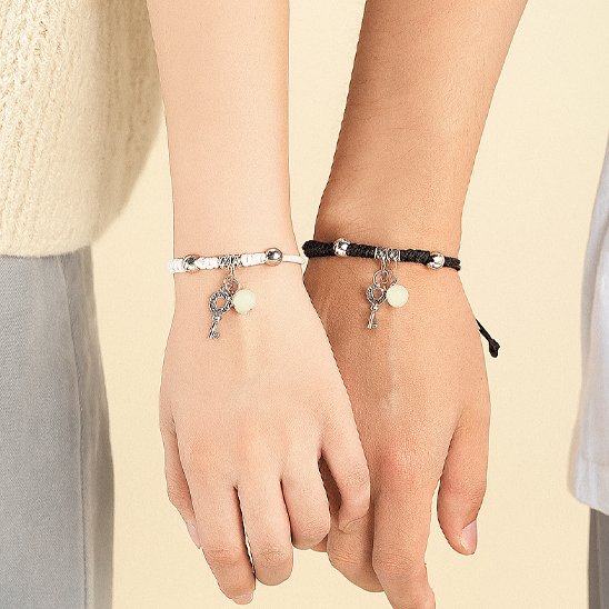 Bracelet couple personnalisé noir ou blanc symbole clef