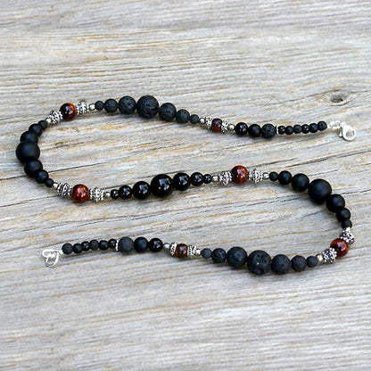 collier homme perle pierres naturelles  énergétiques oeil de tigre vertus protectrice  onyx pierre de lave pierre d'ancrage alliage de zinc 