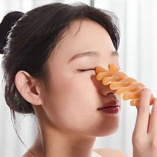 gua sha résine effet liftant et relaxant visage femme