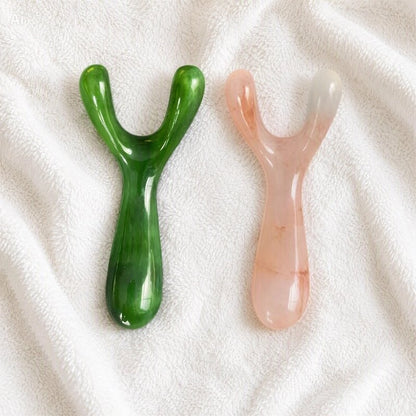 Gua sha résine verte ou résine rose forme ergonomique en Y