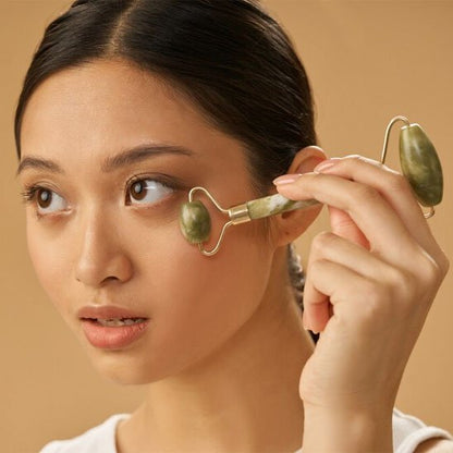 Gua sha visage contour des yeux et du visage jade