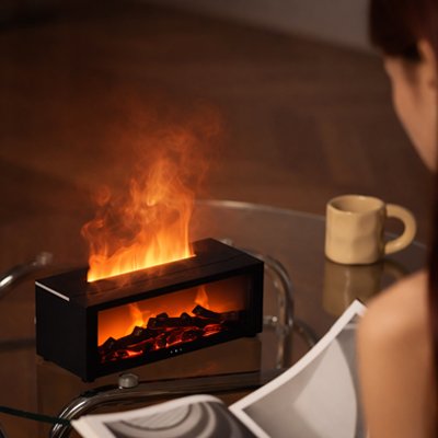 Humidificateur d'air flamme femme détendue ambiance relaxante