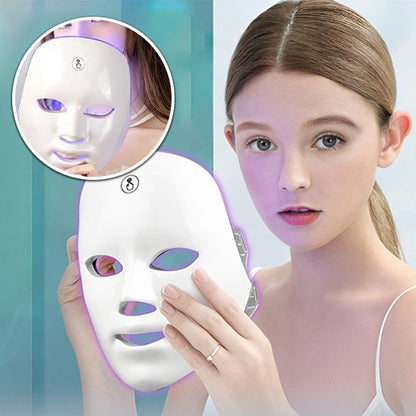 masque led visage luminothérapie 7 couleurs jeune femme clin d'oeil