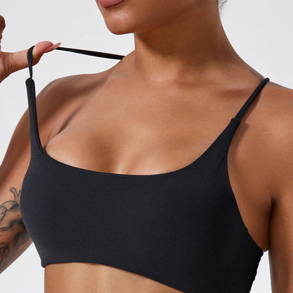 Soutien gorge bretelles fines croisées dans le dos nu sexy noir