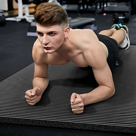 Tapis de sport homme fitness