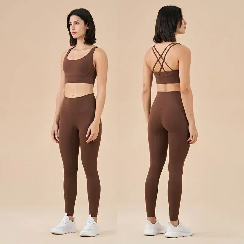 tenue-de-yoga-marron