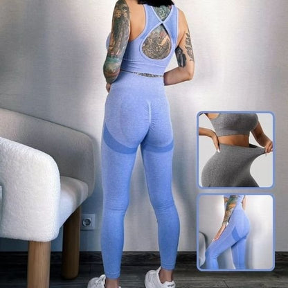 Tenue yoga brassière legging bleue ou grise extensible taille haute porté par une femme